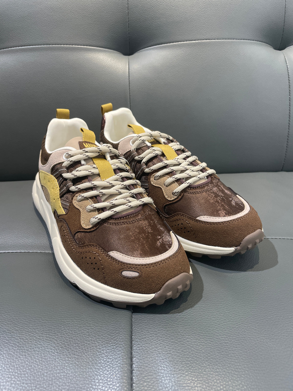 Sneaker - BROWN