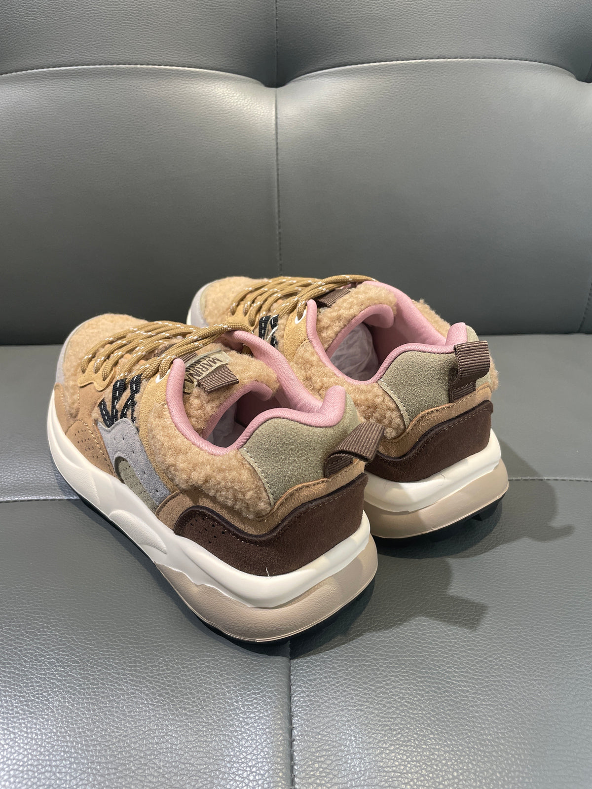Sneaker - CAMEL