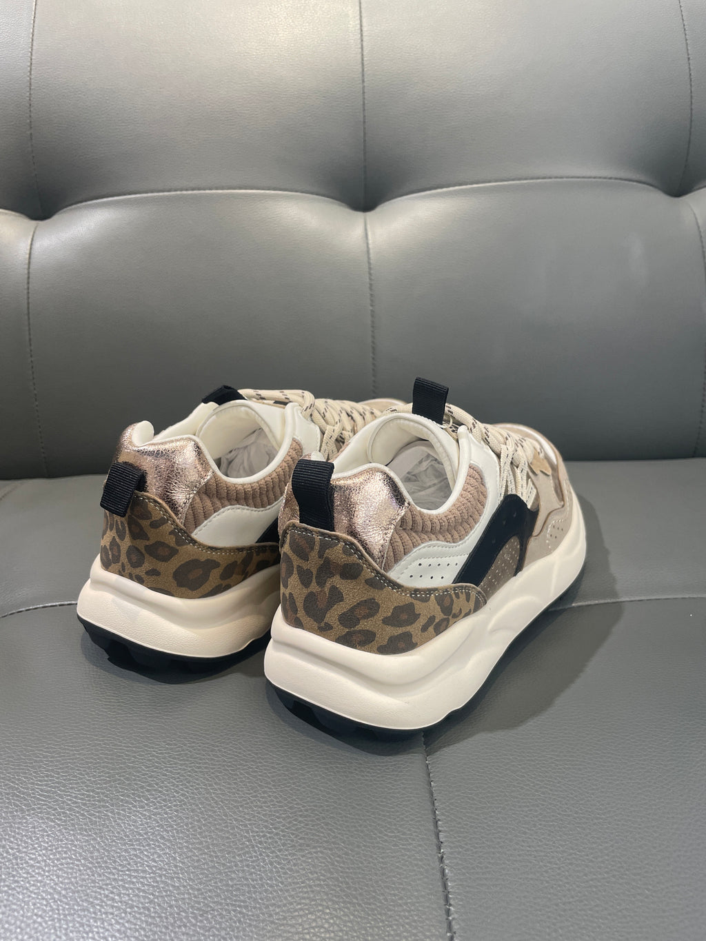 Sneaker - BEIGE