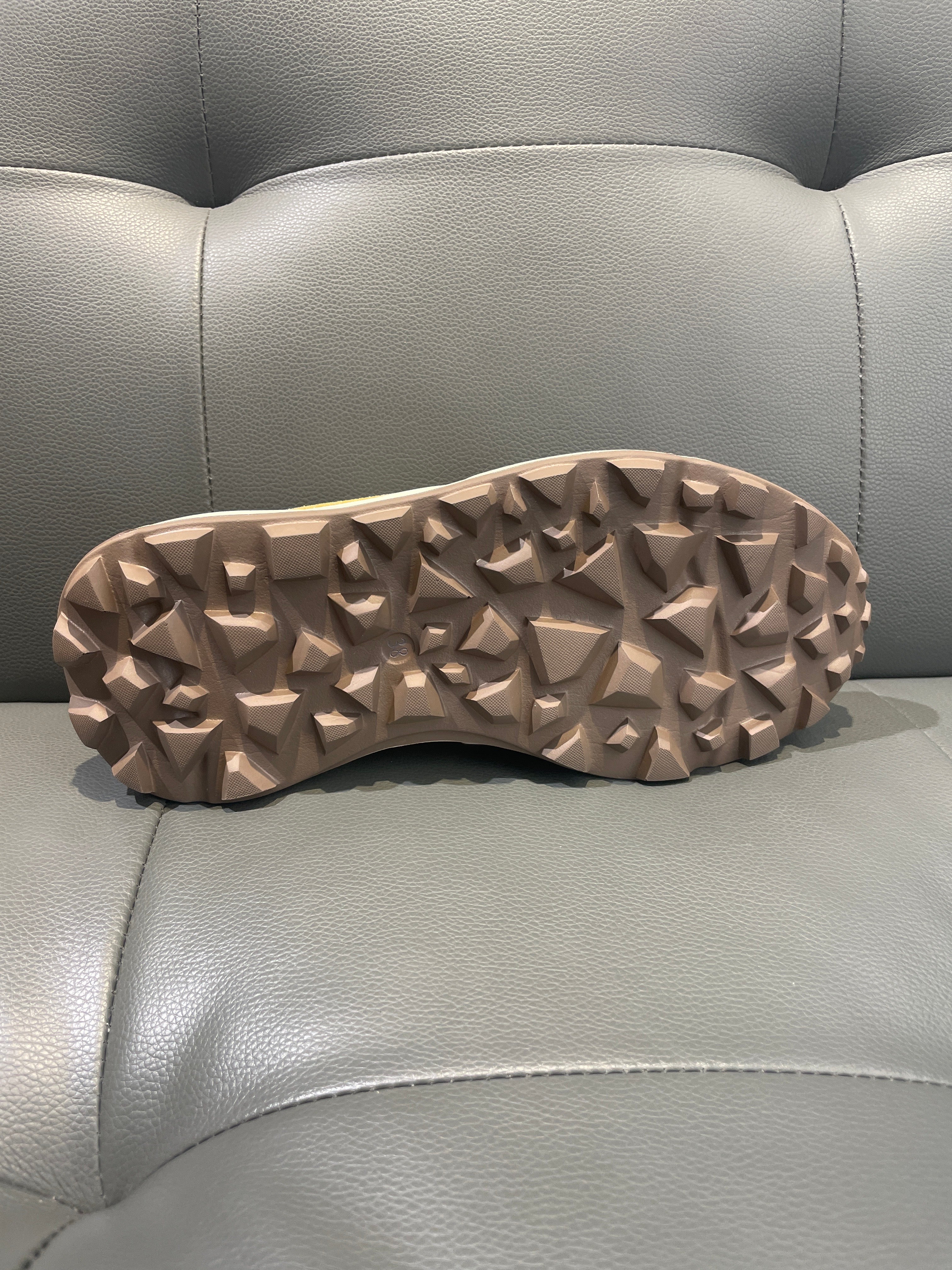 Sneaker - BROWN